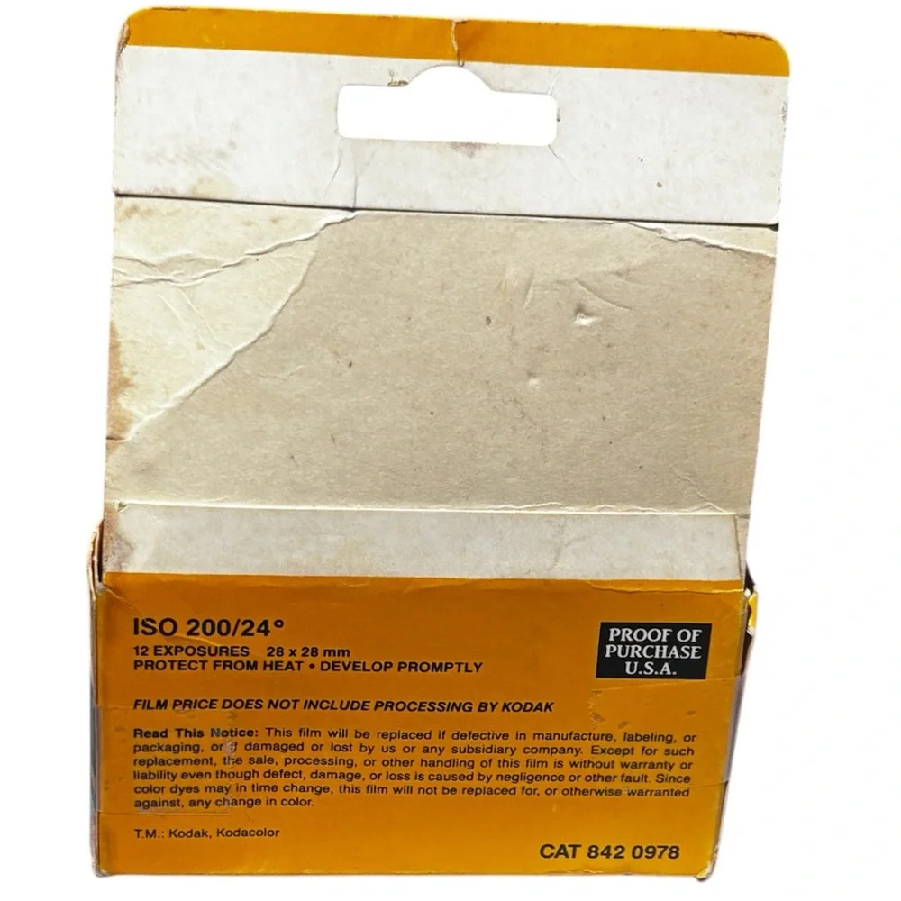 KODACOLOR PRINT FILM - Kodak Gold 126 Film 12Exp - 1 sealed boxes Dated 01/1990 - Picture 2 of 3